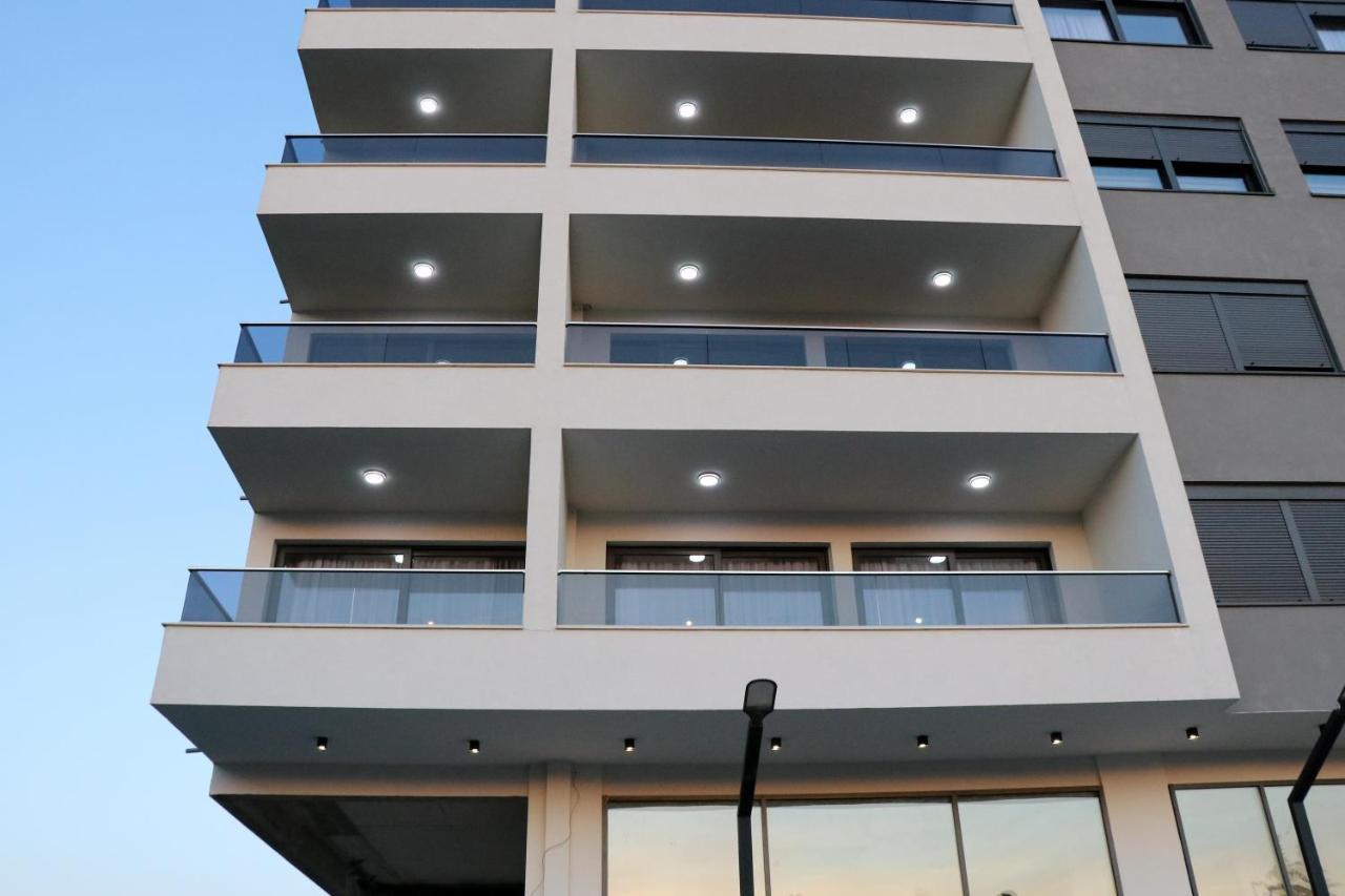 Xelent Hotell Ulcinj Exteriör bild