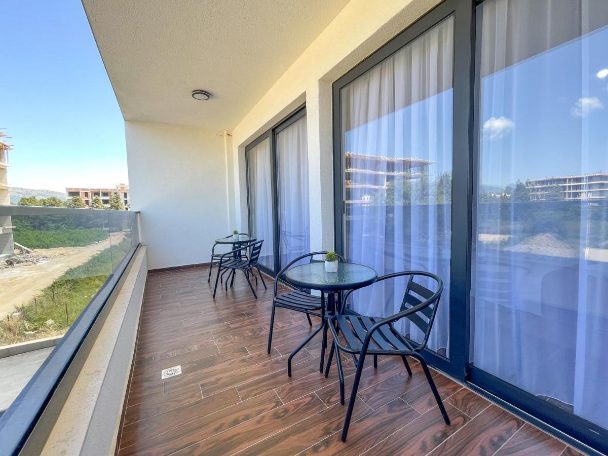 Xelent Hotell Ulcinj Exteriör bild